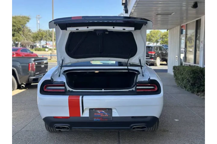 $19999 : 2019 Challenger SXT image 10