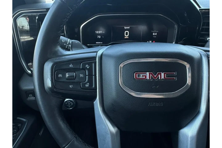 2023 GMC Sierra 1500 SLT Crew image 8