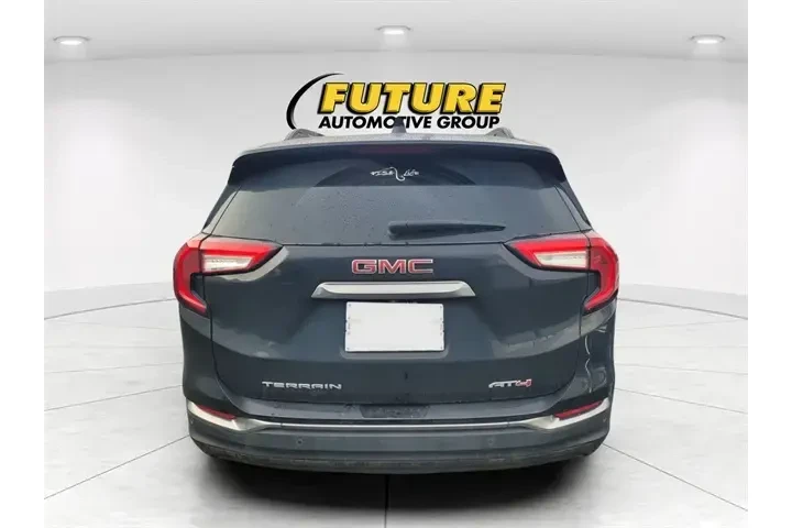 $25997 : GMC Terrain 2022 AWD AT4 4dr image 4