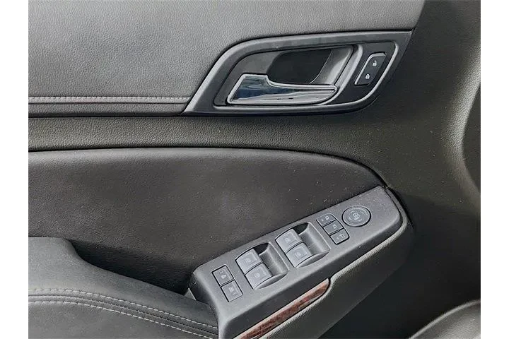 $34975 : GMC Yukon XL 2019 4x4 SLT 4d image 9