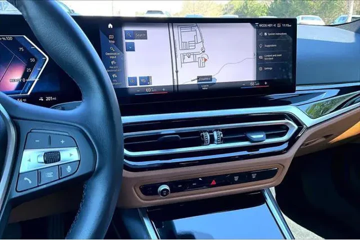 $31755 : BMW i4 2023 eDrive35 Gran Co image 6