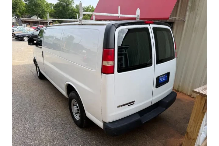 $11999 : 2014 Express 2500 image 7
