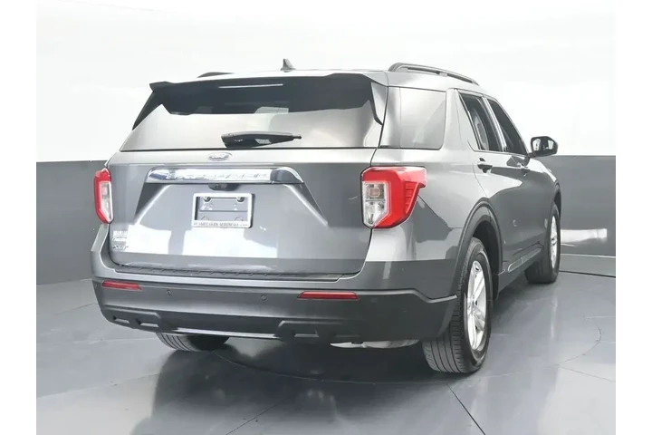 $23931 : Ford Explorer 2023 XLT 4dr S image 5