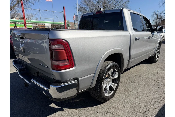 $30990 : Ram 1500 2021 4x4 Laramie 4d image 7