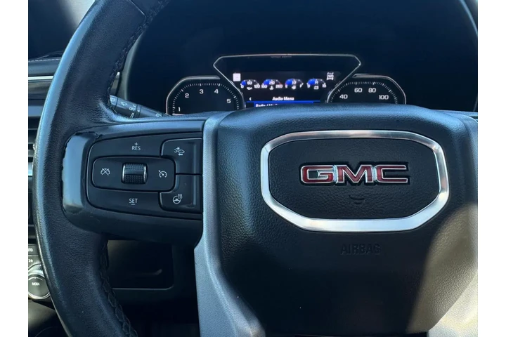 2021 GMC Yukon SLT 4WD image 9
