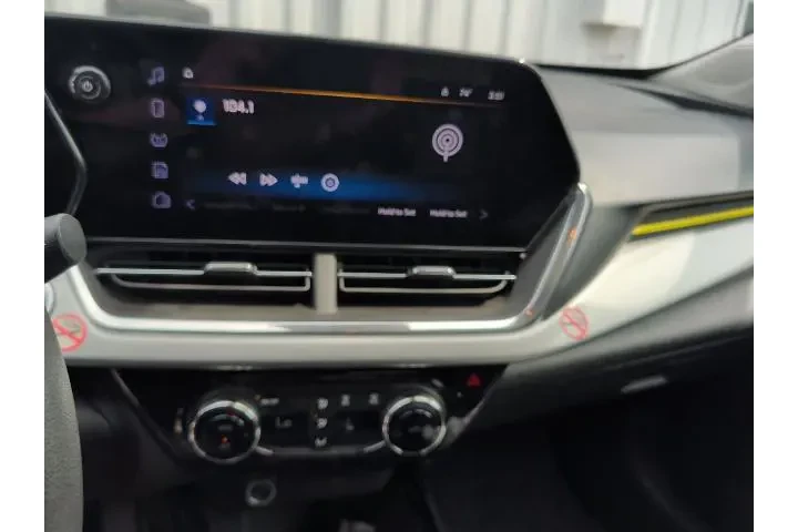 $20121 : Chevrolet Trax 2025 LT 4dr C image 8