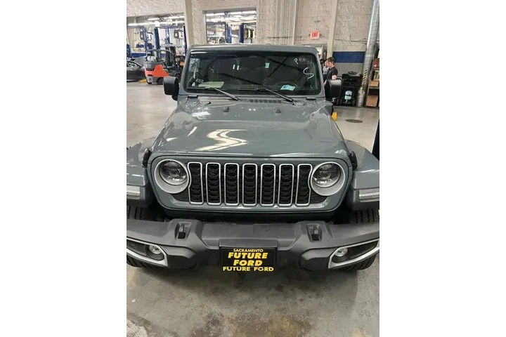 $33988 : Jeep Wrangler 2025 4x4 Backc image 3