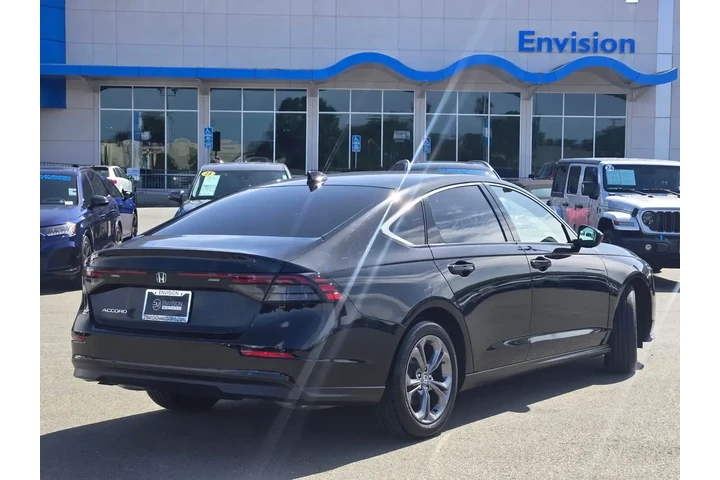 $27998 : Honda Accord 2024 EX 4dr Sed image 7