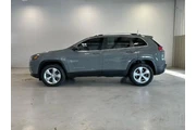 $18500 : Jeep Cherokee 2019 4x4 Limit thumbnail