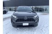 $29998 : 2023 RAV4 LE thumbnail