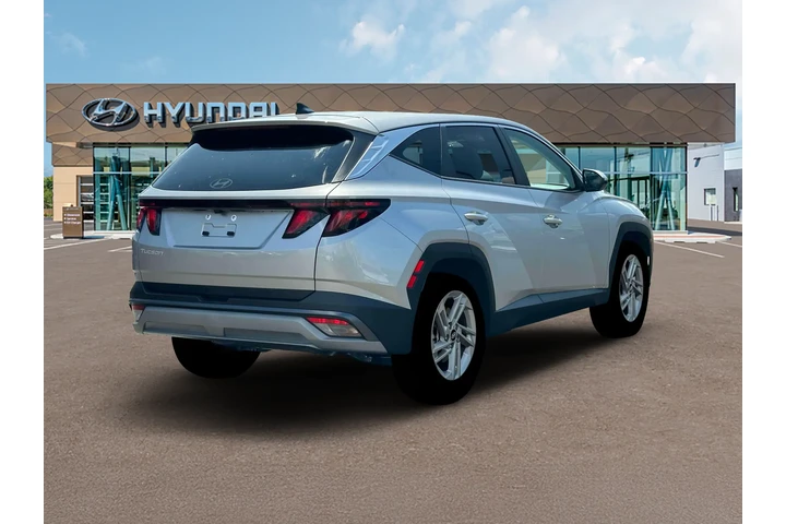 $27525 : Hyundai TUCSON 2025 SE 4dr S image 7