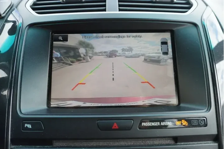 $13988 : Ford Explorer 2016 XLT 4dr S image 9