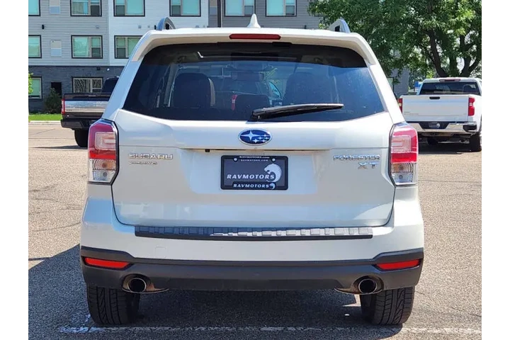 $18495 : 2017 Forester 2.0XT Touring image 9