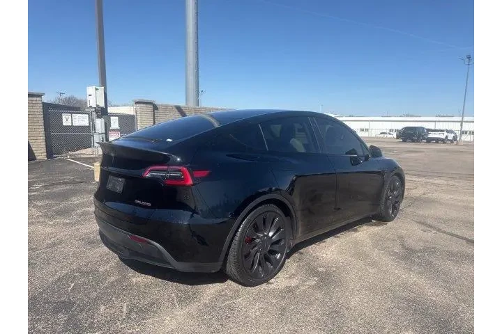 $34982 : Tesla Model Y 2023 AWD Perfo image 7