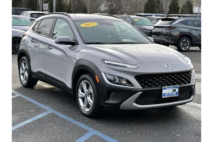 $20493 : Hyundai KONA 2023 AWD SEL 4d image 5