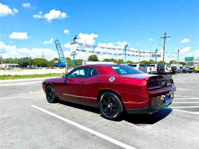 $22990 : 2021 Challenger SXT image 7