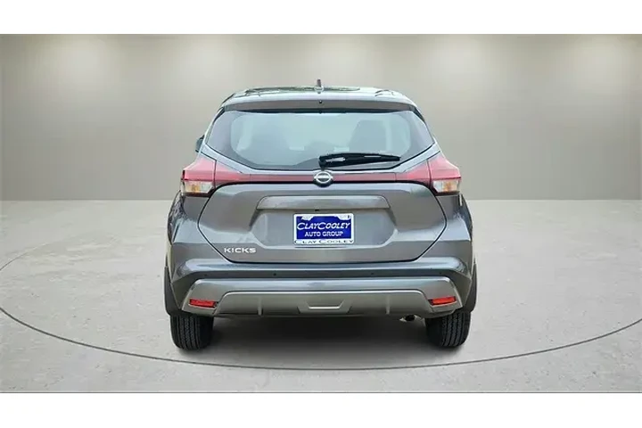 $19851 : Nissan Kicks Play 2025 S 4dr image 6