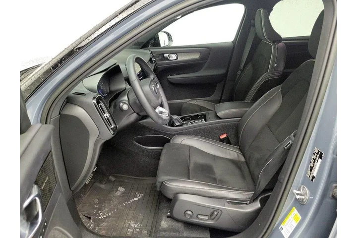 $25998 : Volvo XC40 2022 AWD T5 R-Des image 10
