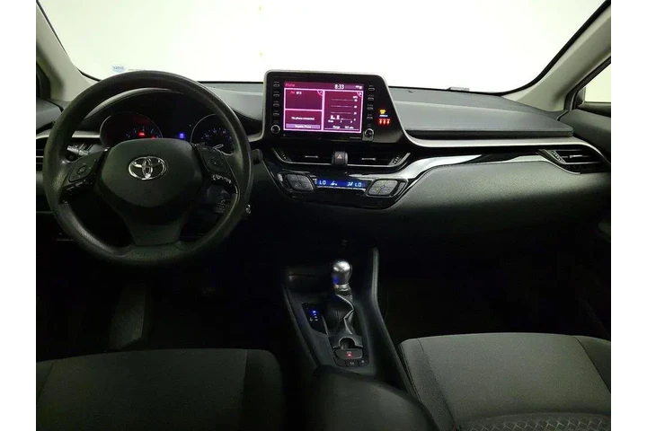 $18998 : Toyota C-HR 2020 LE 4dr Cros image 9