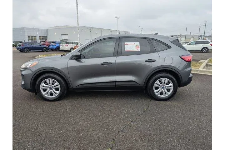 $14900 : Ford Escape 2021 S 4dr SUV image 9