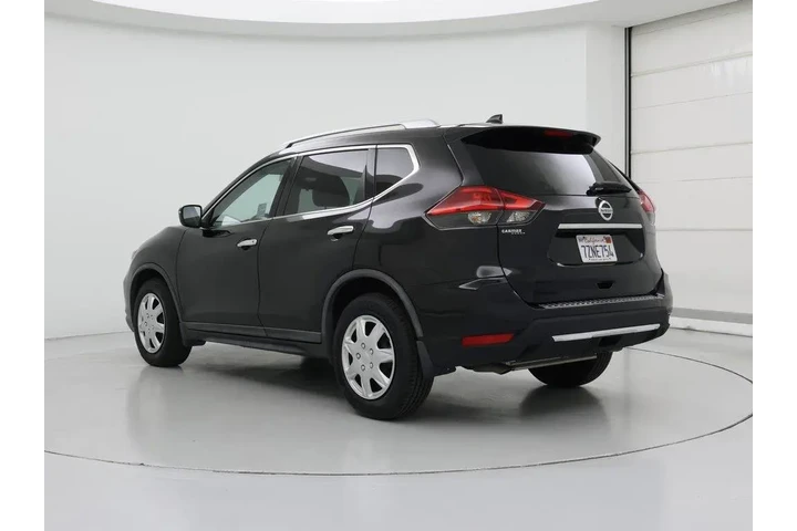 $13599 : Nissan Rogue 2017 S 4dr Cros image 2