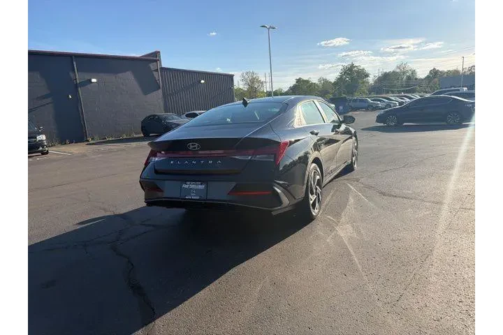 $24980 : Hyundai ELANTRA 2025 SEL Con image 8