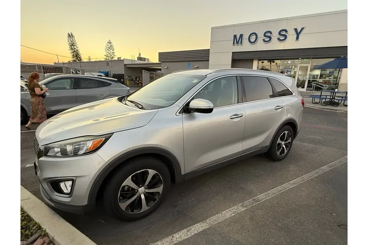 $13700 : Kia Sorento 2016 EX V6 4dr S image 2