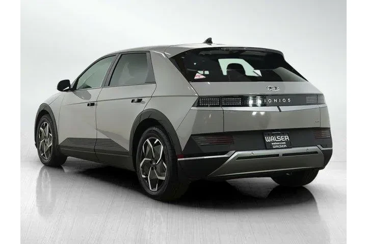 $27998 : Hyundai IONIQ 5 2023 AWD SEL image 3