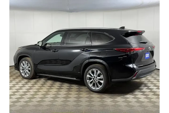 $33999 : Toyota Highlander 2023 AWD L image 10