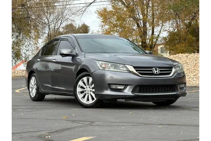 $8900 : 2013 Accord EX image 2