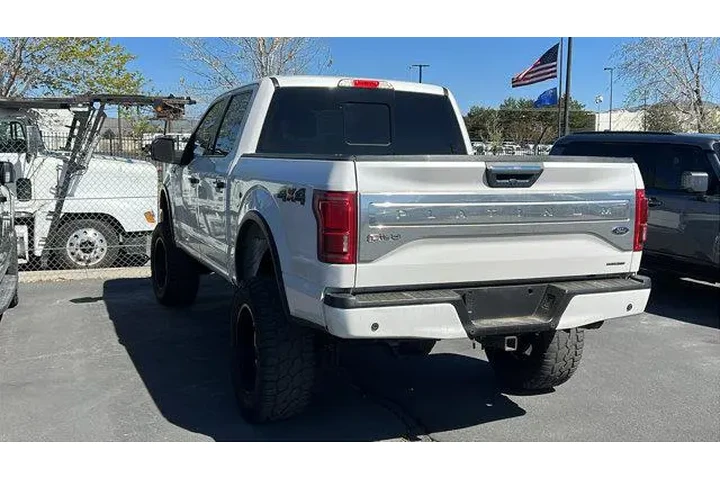 $31984 : Ford F-150 2015 4x4 Platinum image 3