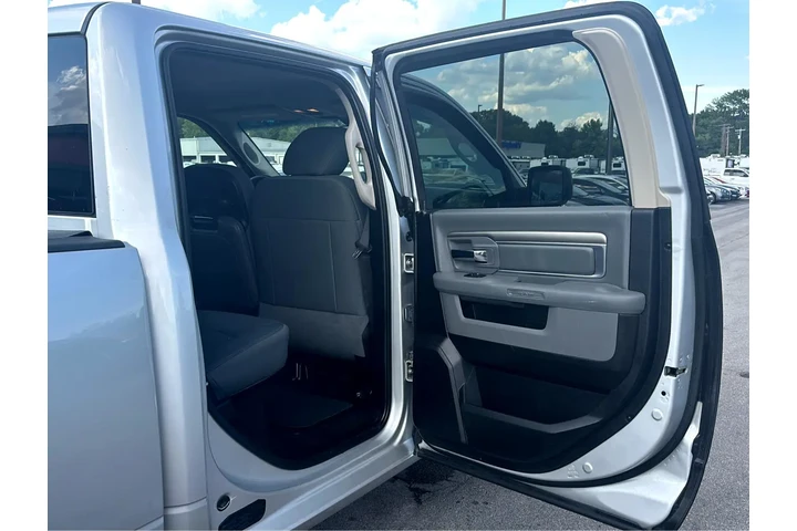 $16980 : 2018 RAM 1500 SLT image 10
