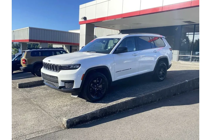 $33895 : Jeep Grand Cherokee L 2024 4 image 4