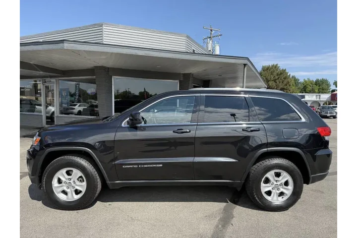 $12150 : 2014 Grand Cherokee Laredo image 4