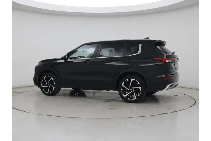$26998 : Mitsubishi Outlander 2023 AW image 3