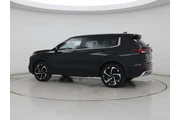 $26998 : Mitsubishi Outlander 2023 AW thumbnail