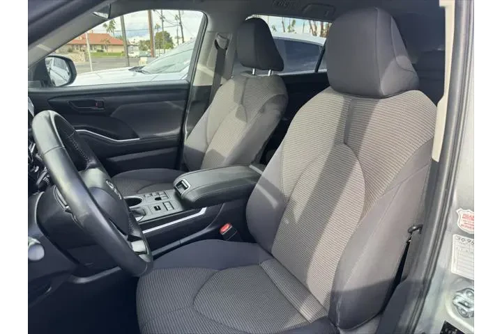 $36436 : Toyota Highlander 2024 AWD L image 10