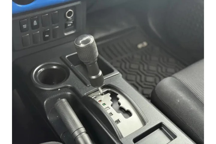 $19995 : 2007 FJ Cruiser image 7