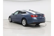 $18998 : Chevrolet Malibu 2024 LT 4dr thumbnail