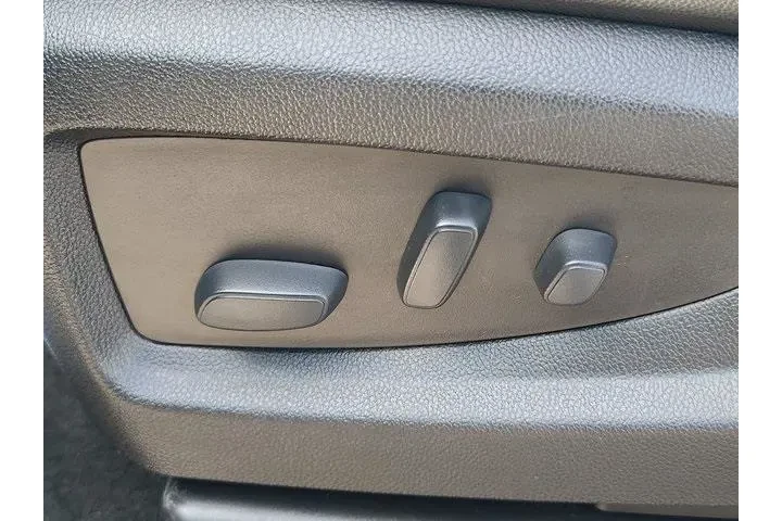 $25777 : Chevrolet Silverado 1500 201 image 10