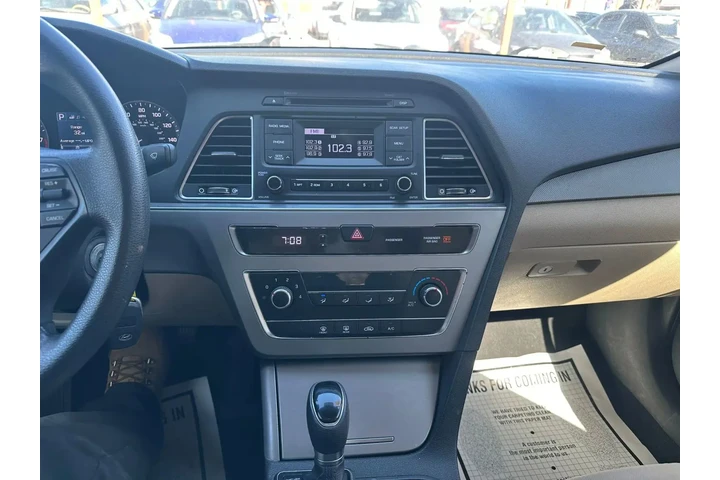 $6300 : 2017 HYUNDAI SONATA2017 HYUND image 8