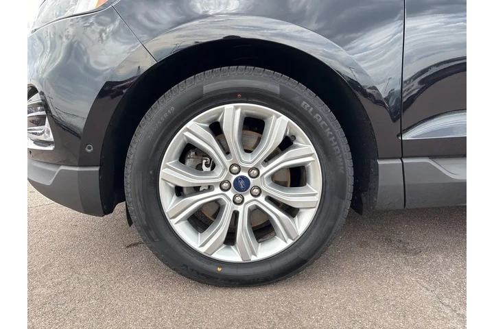 $17490 : 2020 Edge Titanium image 9