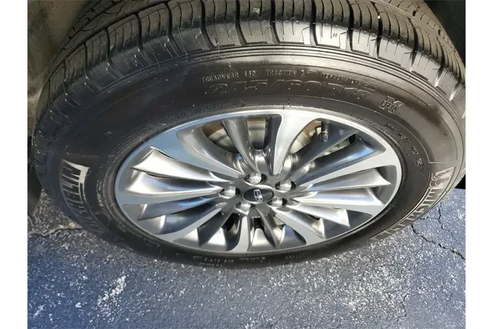 Lincoln Nautilus 2023 Standa image 7