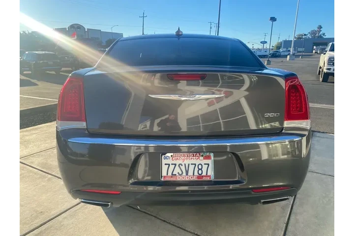 $14488 : Chrysler 300 2016 Limited 4d image 6