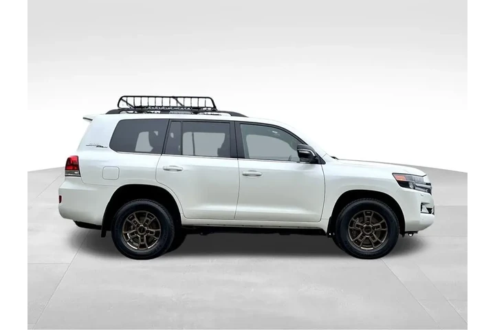$129990 : 2020 Land Cruiser Heritage Ed image 6