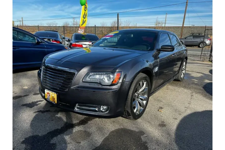 $12599 : 2014 300 S image 4