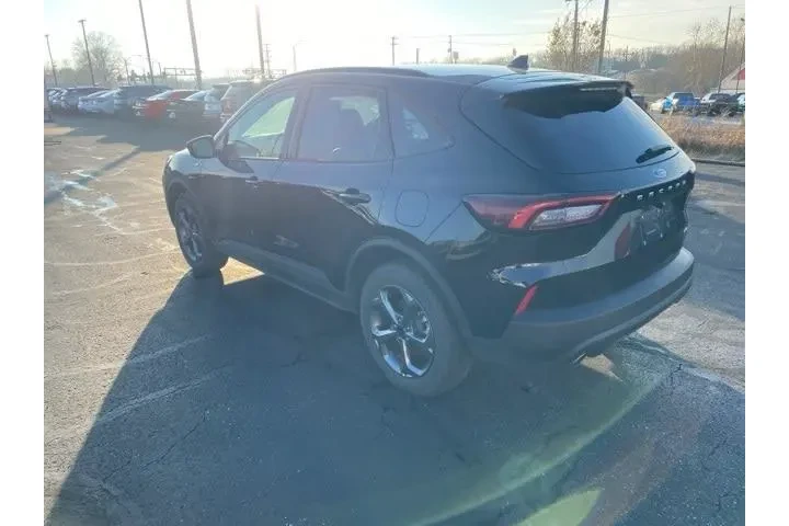 $25998 : Ford Escape 2025 AWD ST-Line image 3