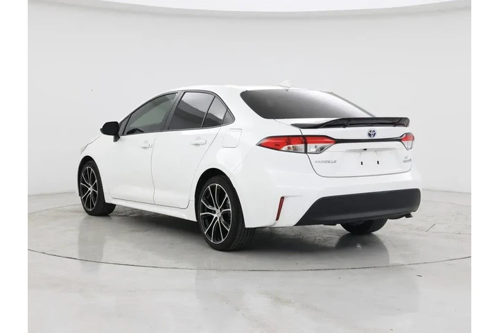 $24998 : Toyota Corolla Hybrid 2024 L image 2