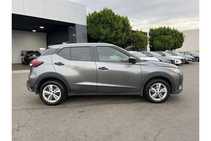 $16781 : Nissan Kicks 2024 S 4dr Cros image 7