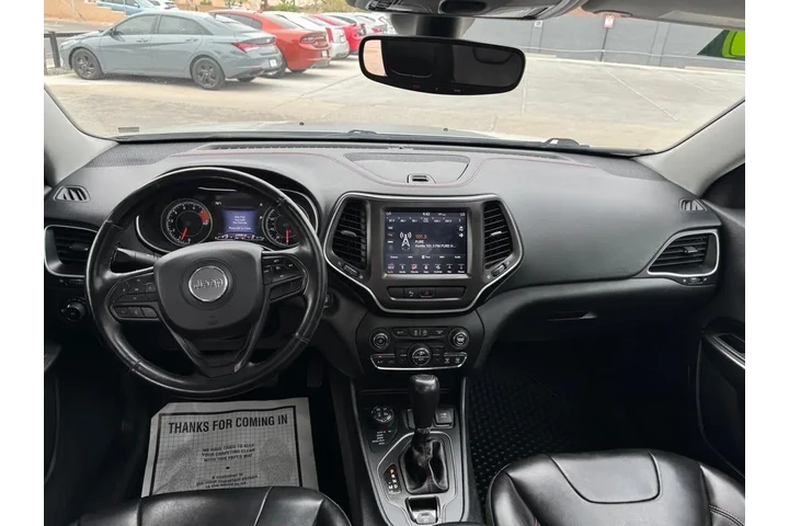 2019 Cherokee Trailhawk 4WD image 9